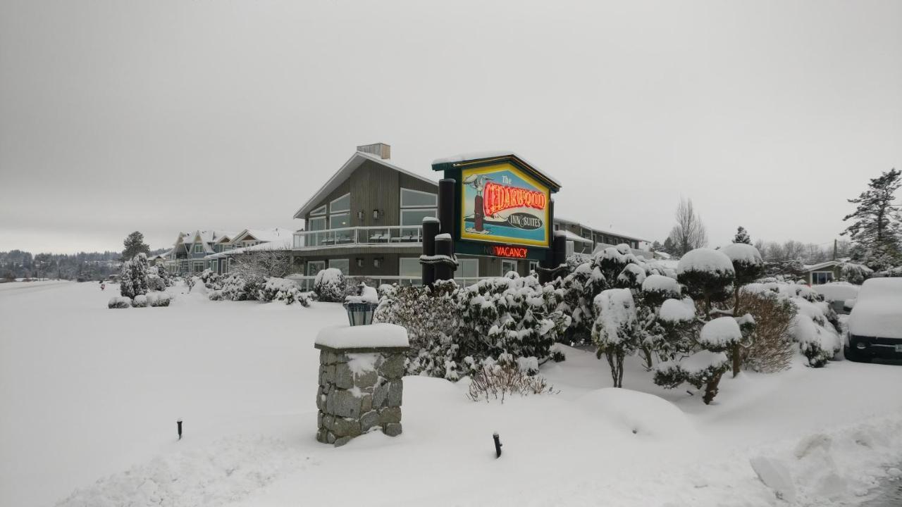 The Cedarwood Inn & Suites Sidney Exterior foto